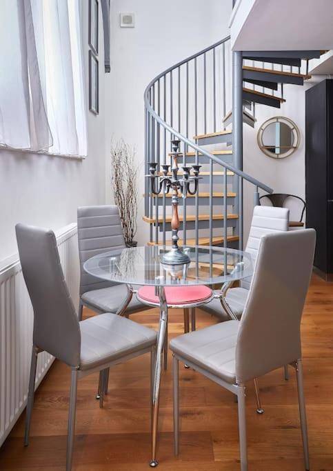 The Chapel Cottage By Ritual Stays Hemel Hempstead Buitenkant foto